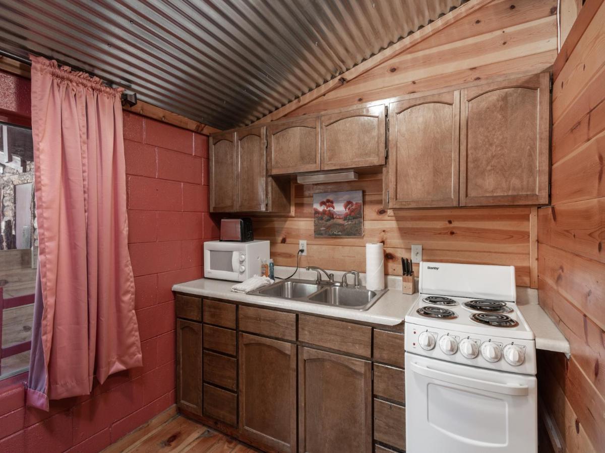 Sleeping Bear, 2 Bedrooms, Front Deck, Midtown, Sleeps 6 Ruidoso Buitenkant foto