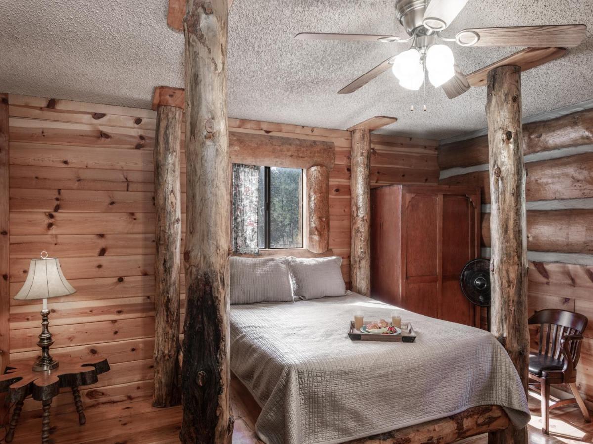 Sleeping Bear, 2 Bedrooms, Front Deck, Midtown, Sleeps 6 Ruidoso Buitenkant foto